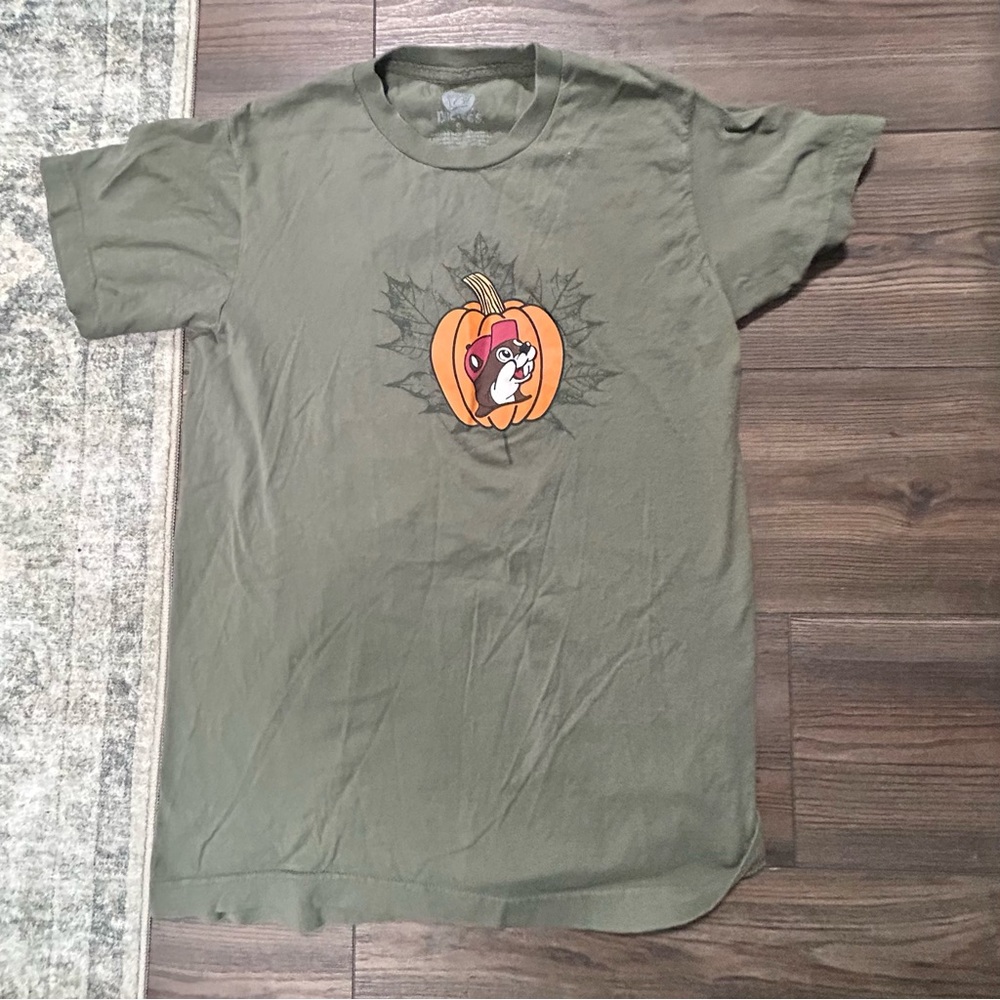 Buc-ee’s Thanksgiving Tee S pumpkin beaver logo